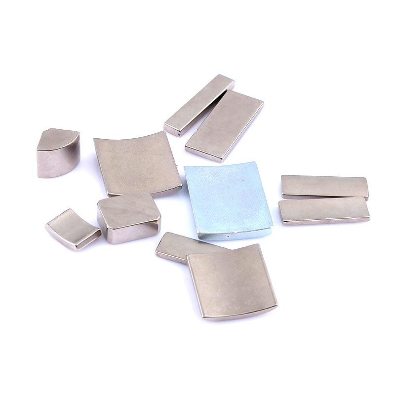 Che cos'è un magnete ad arco e perché è essenziale nelle applicazioni moderne?