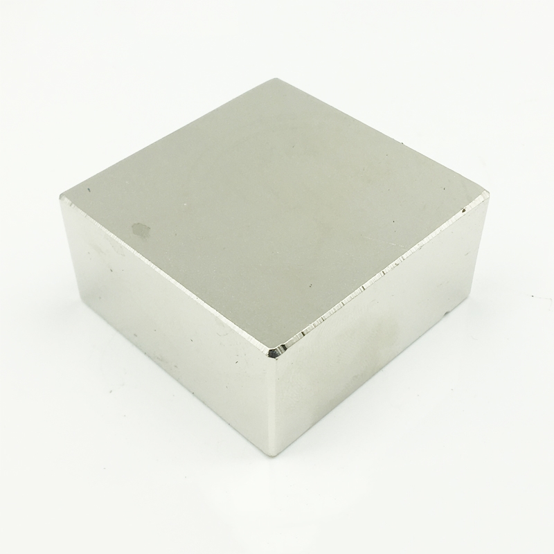 strisce magnetiche resistenti