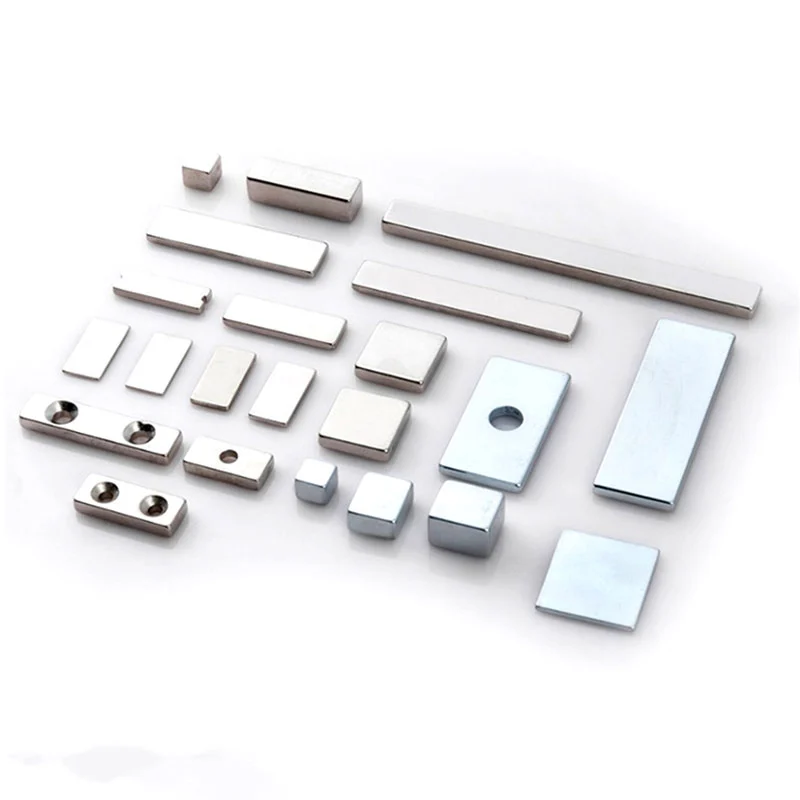 magnete con foro per vite